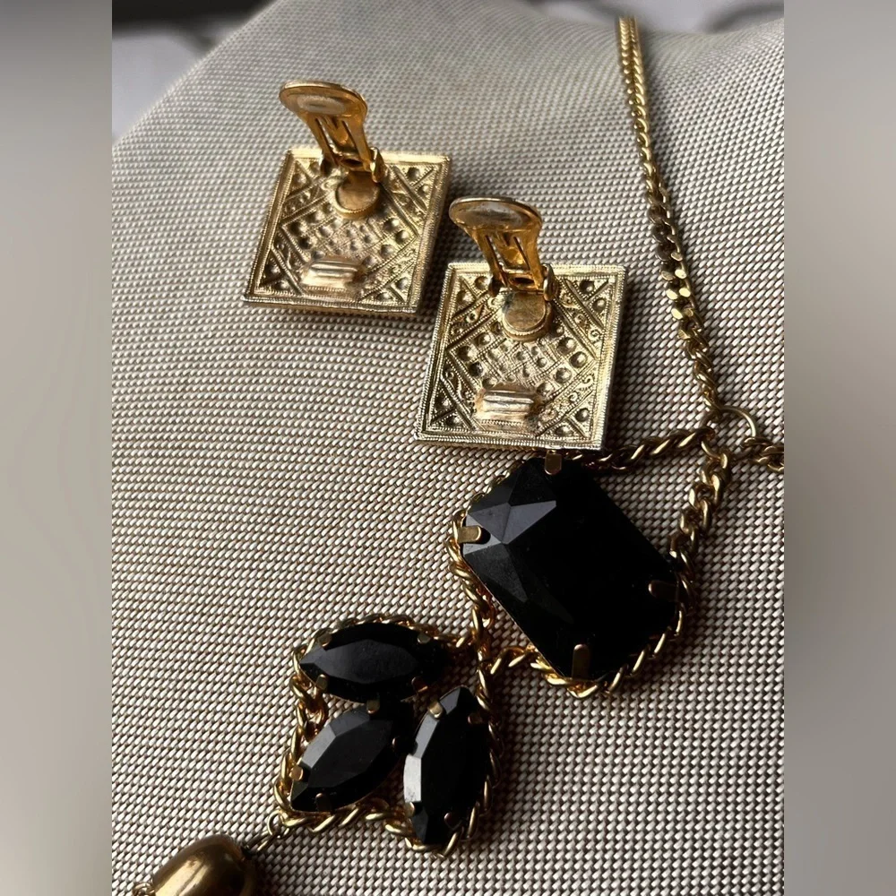 Vintage statement gold and black necklace and earrings set
